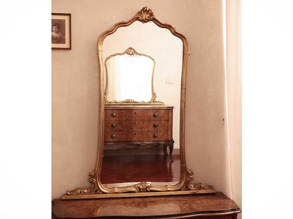 Specchiera a caminiera in legno intagliato e dorato