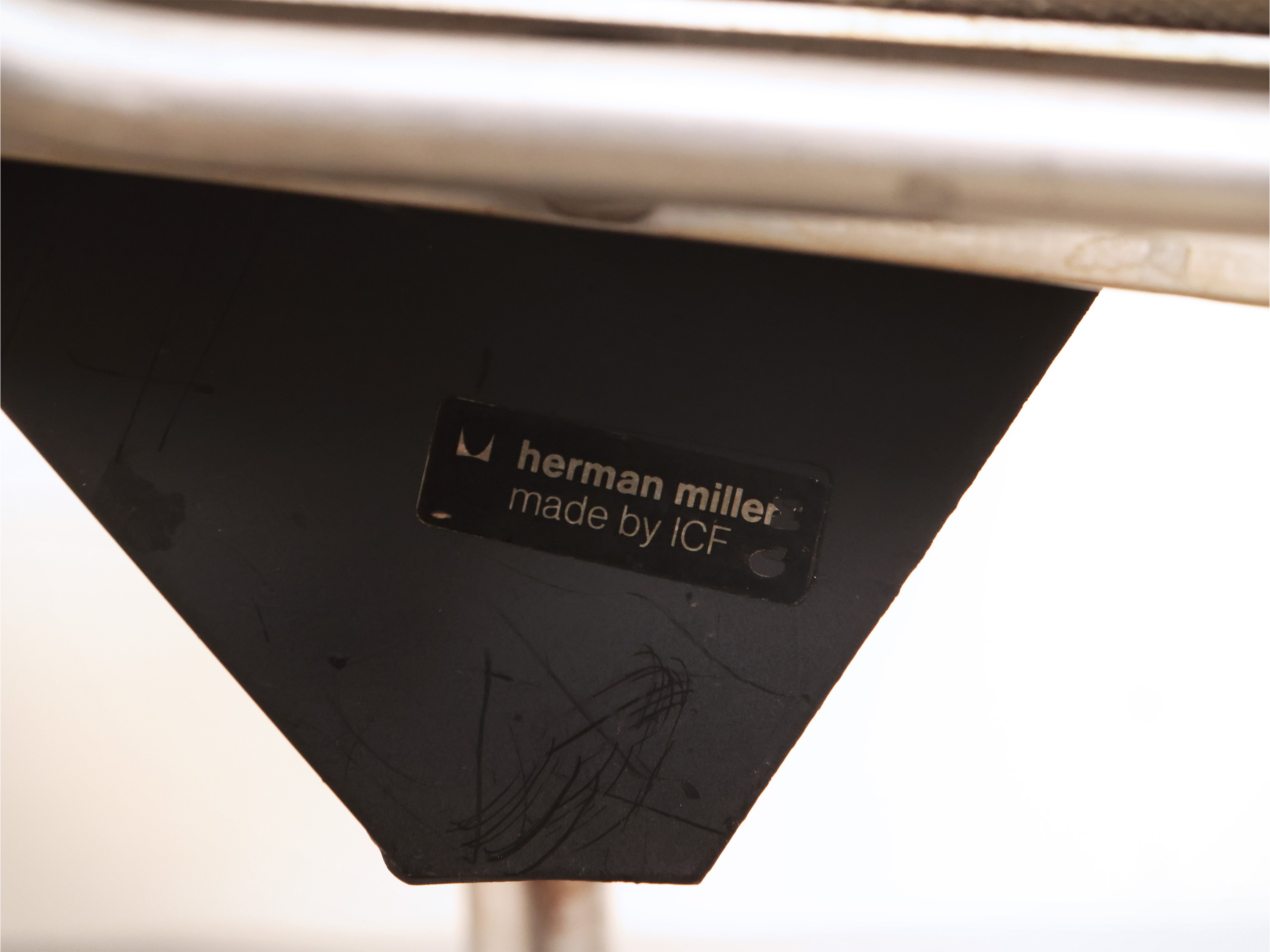 Charles & Ray Eames - Sedia Girevole Ea108