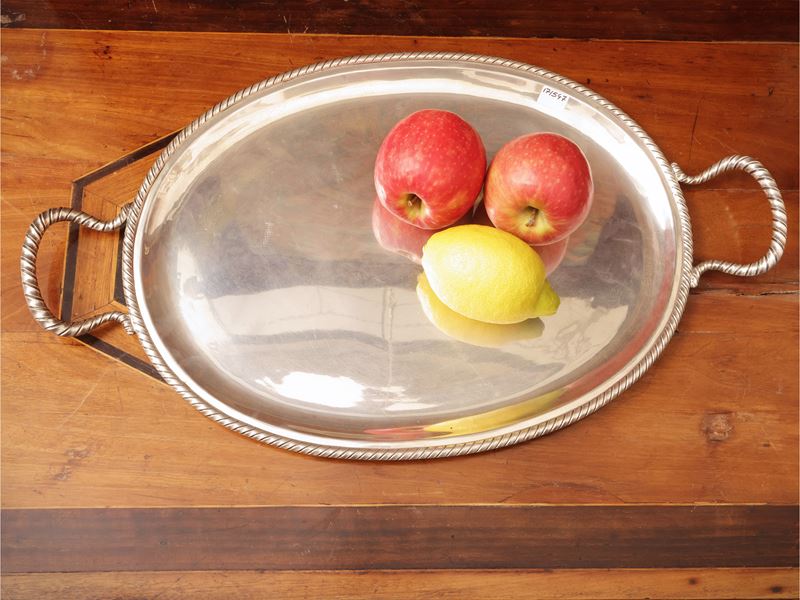 Vassoio a guantiera in argento