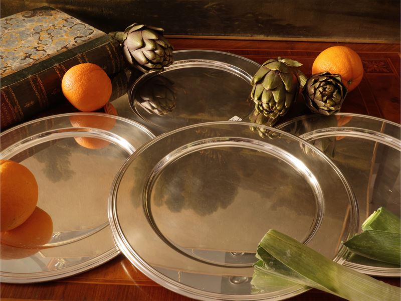 Serie di dodici sottopiatti in argento, De Vecchi Firenze