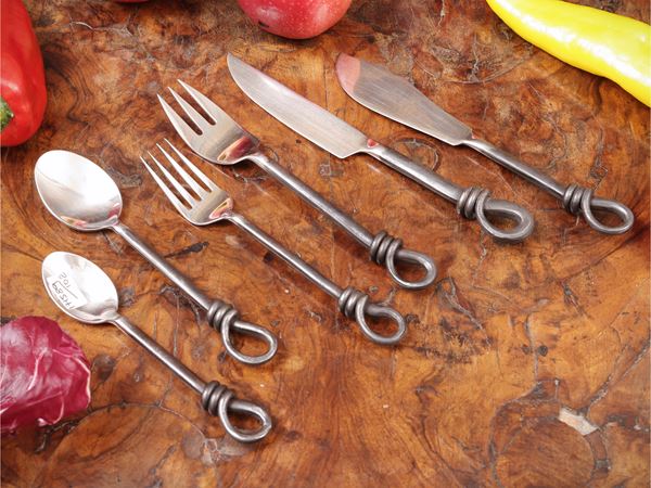 Cutlery service for outdoor dinners