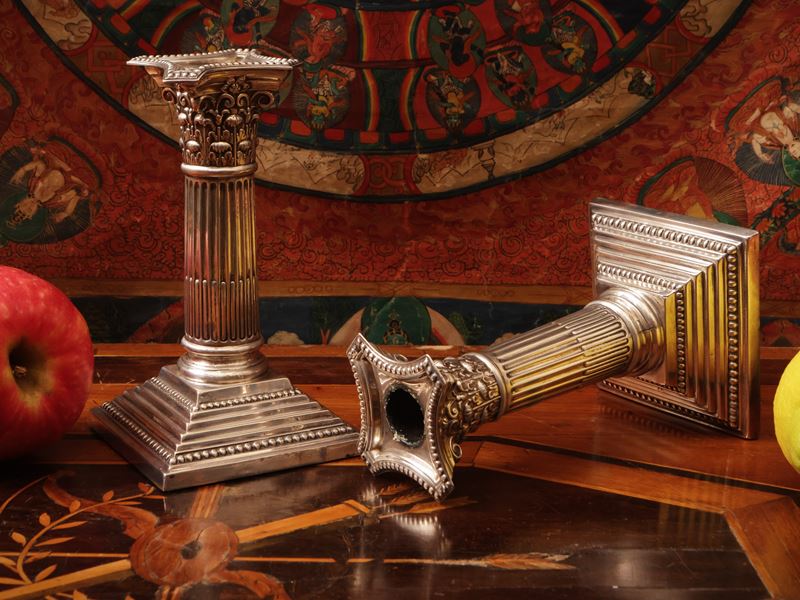 Coppia di candelieri in argento, Harrison Brothers & Howson