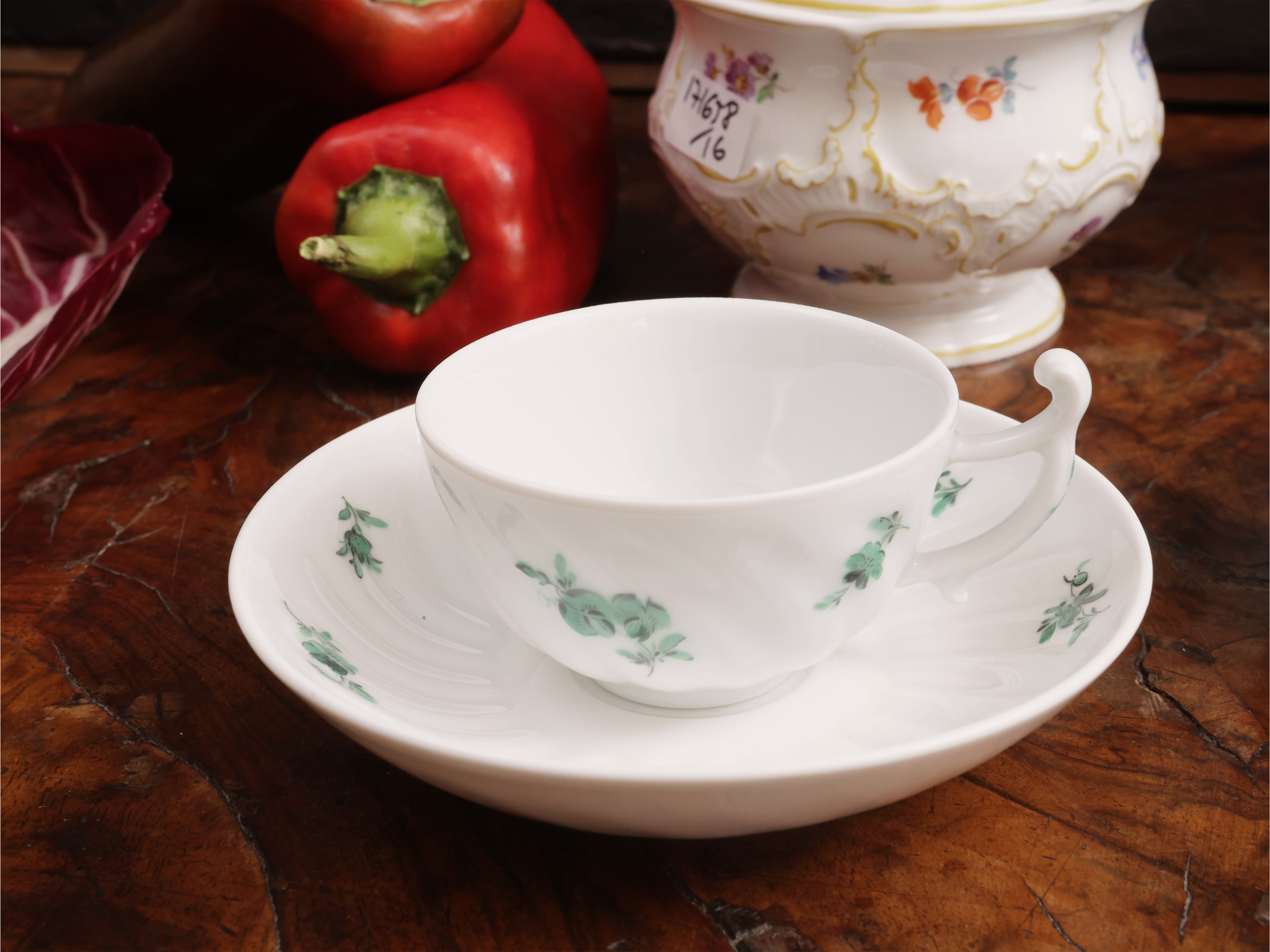 Meissen, Assortimento di accessori per servire il caffè con tazzine e set completo