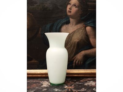 Vaso in Vetro Lattimo, Venini 2004