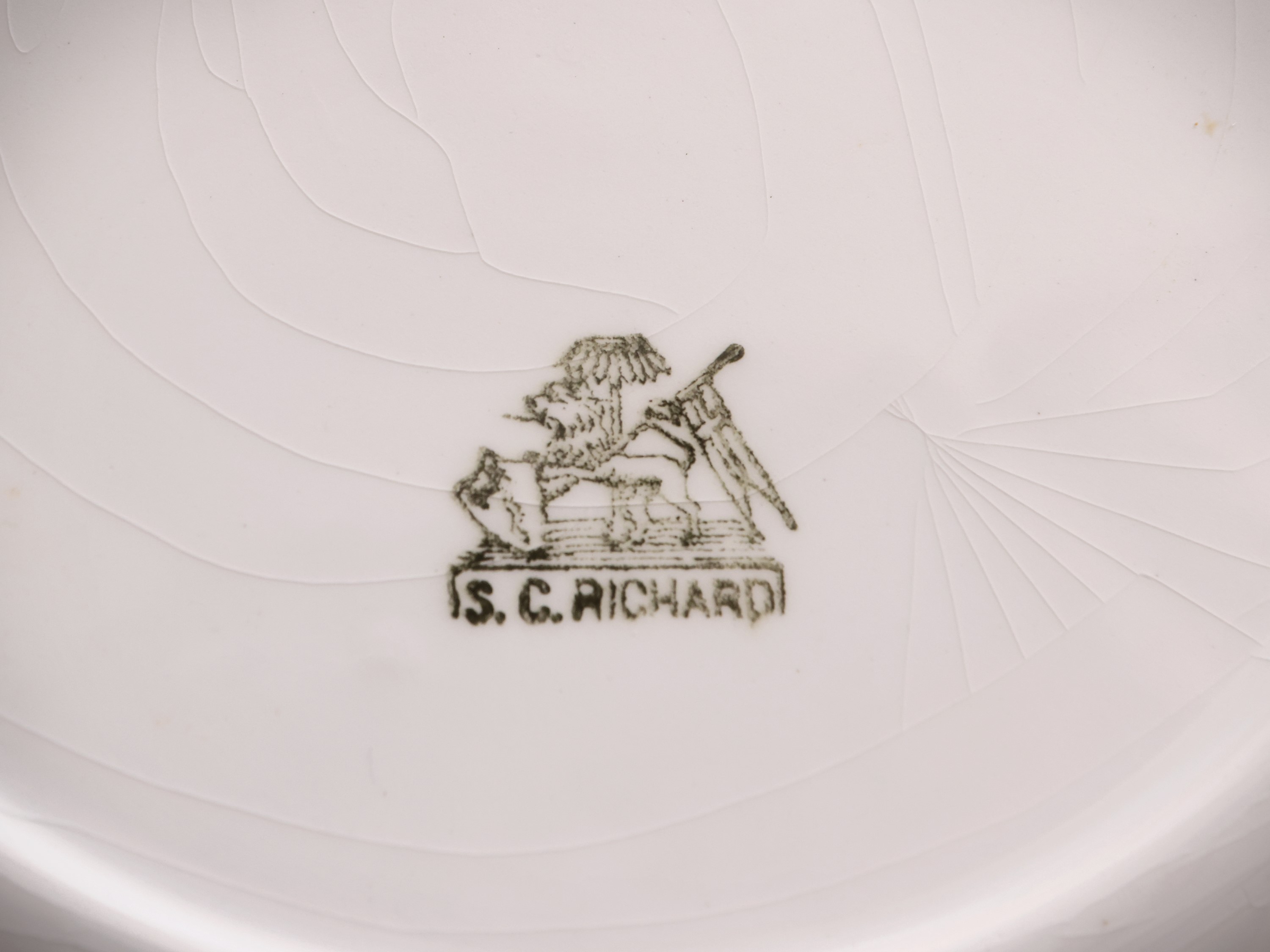 Servizio di Piatti in Terraglia, Società Ceramica Richard