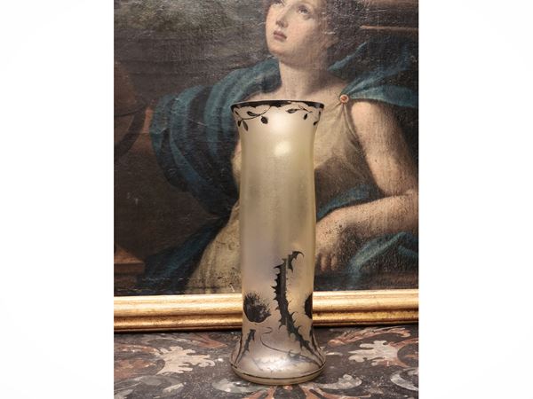 Vaso Art Nouveau in vetro satinato
