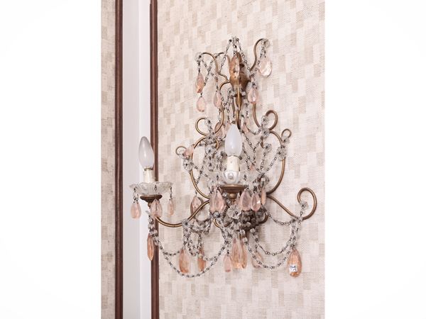 Coppia di applique a paniere in metallo