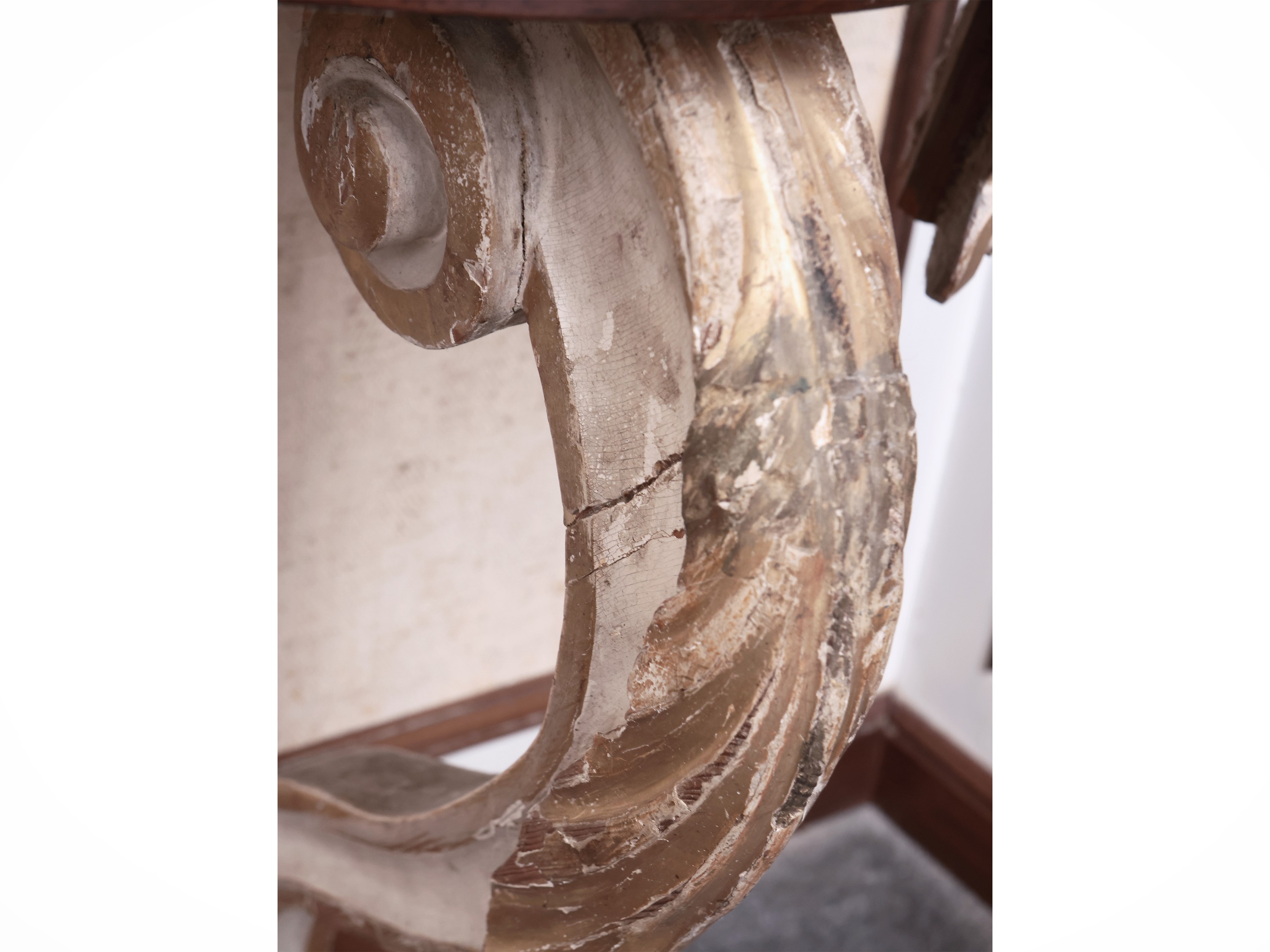 Coppia di Piccole Console a Muro