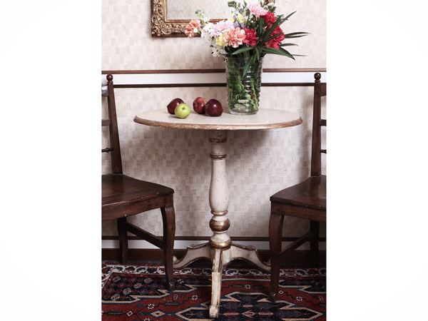 White lacquered and gold lacquered table