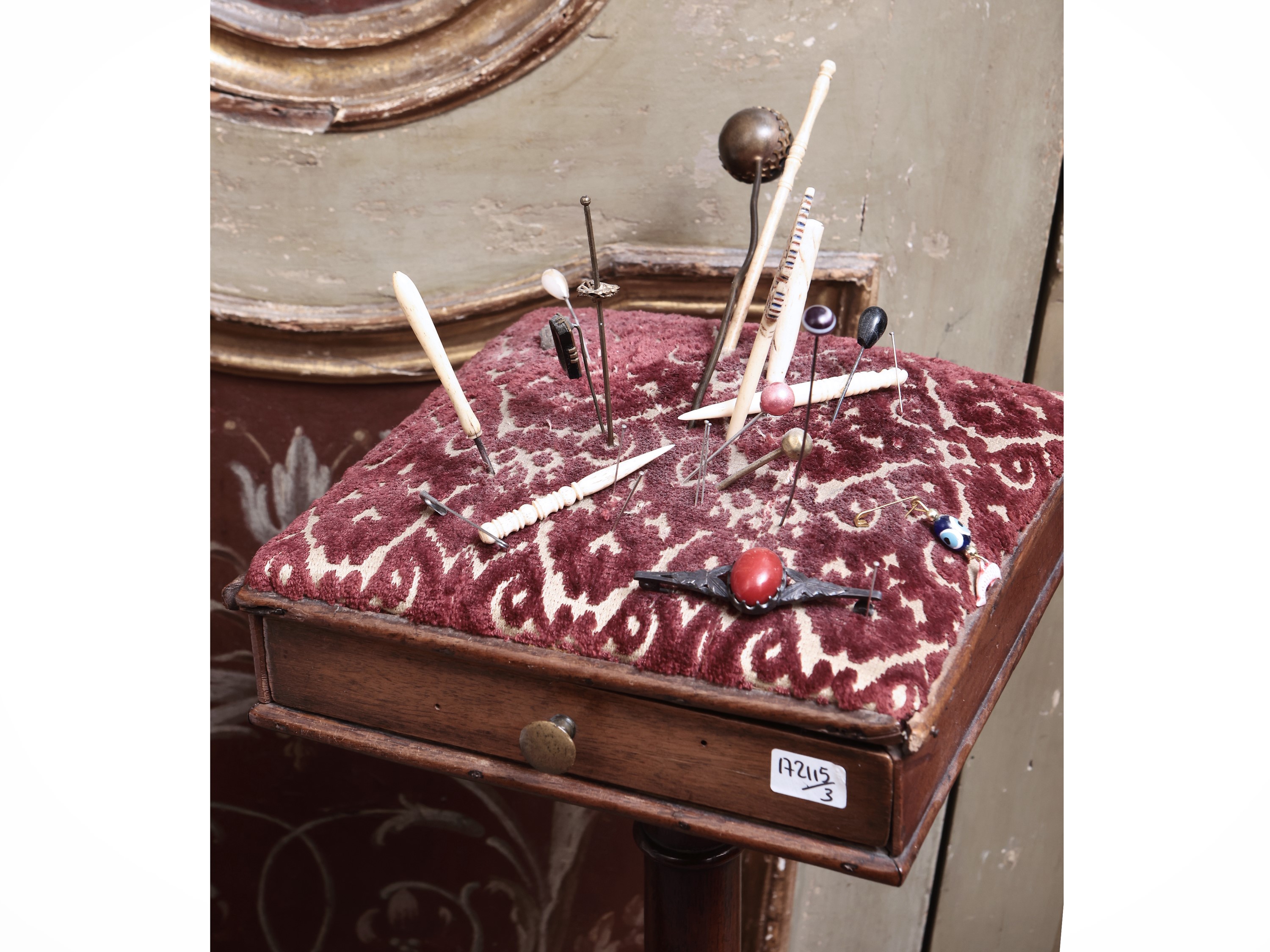 Tre Complementi di Arredo D'epoca