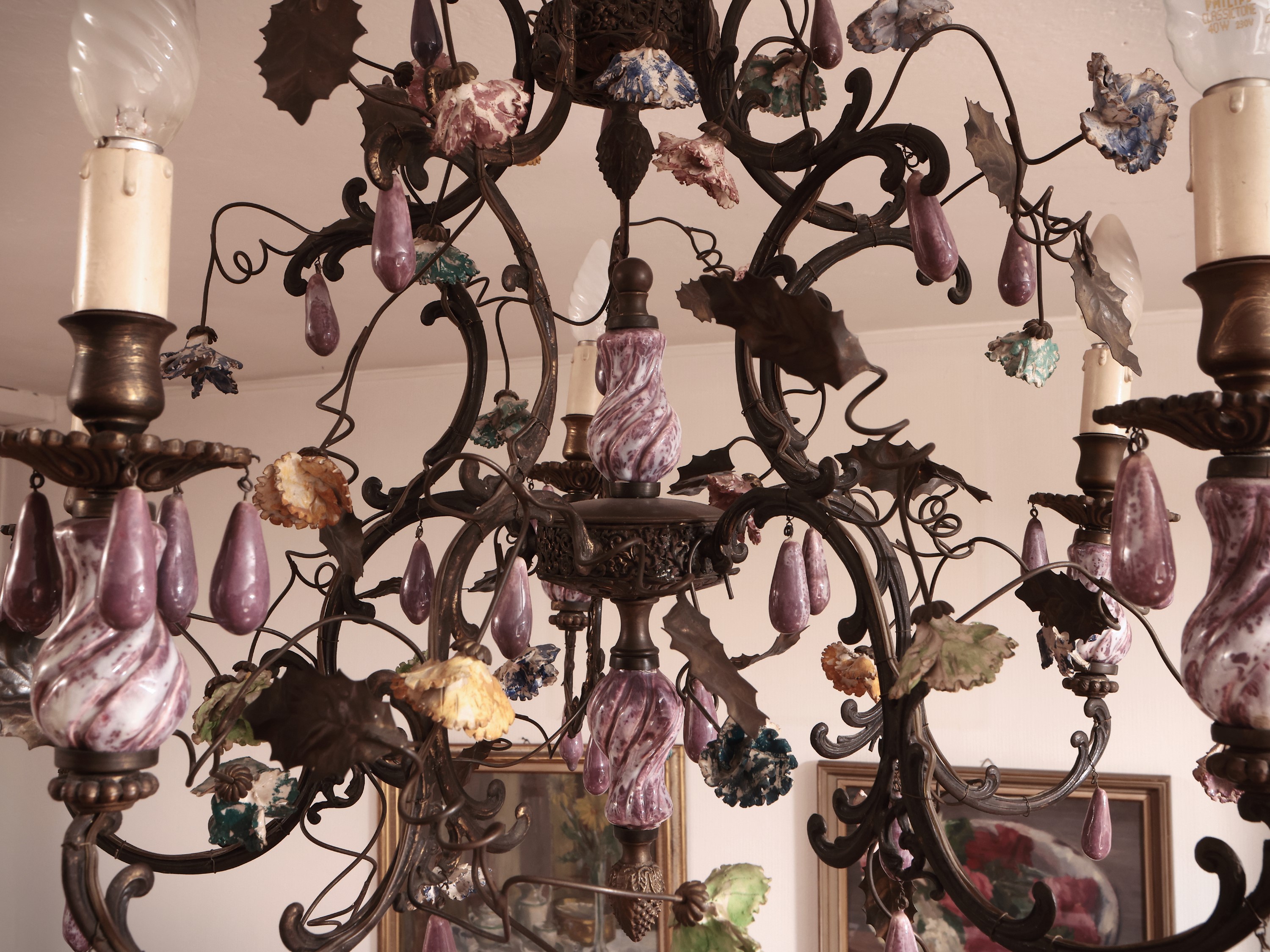 Lampadario in Metallo e Ceramica