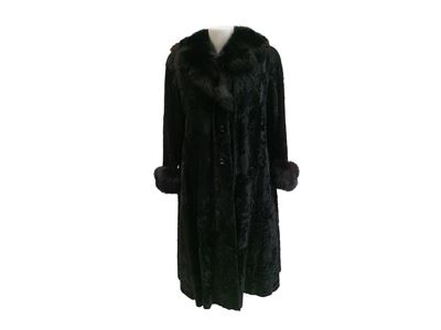 Cappotto in pelliccia di Breitschwanz nero con finiture in volpe nera, Taglia M/L