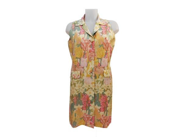 Ken Scott - Silk chemisier in a floral motif