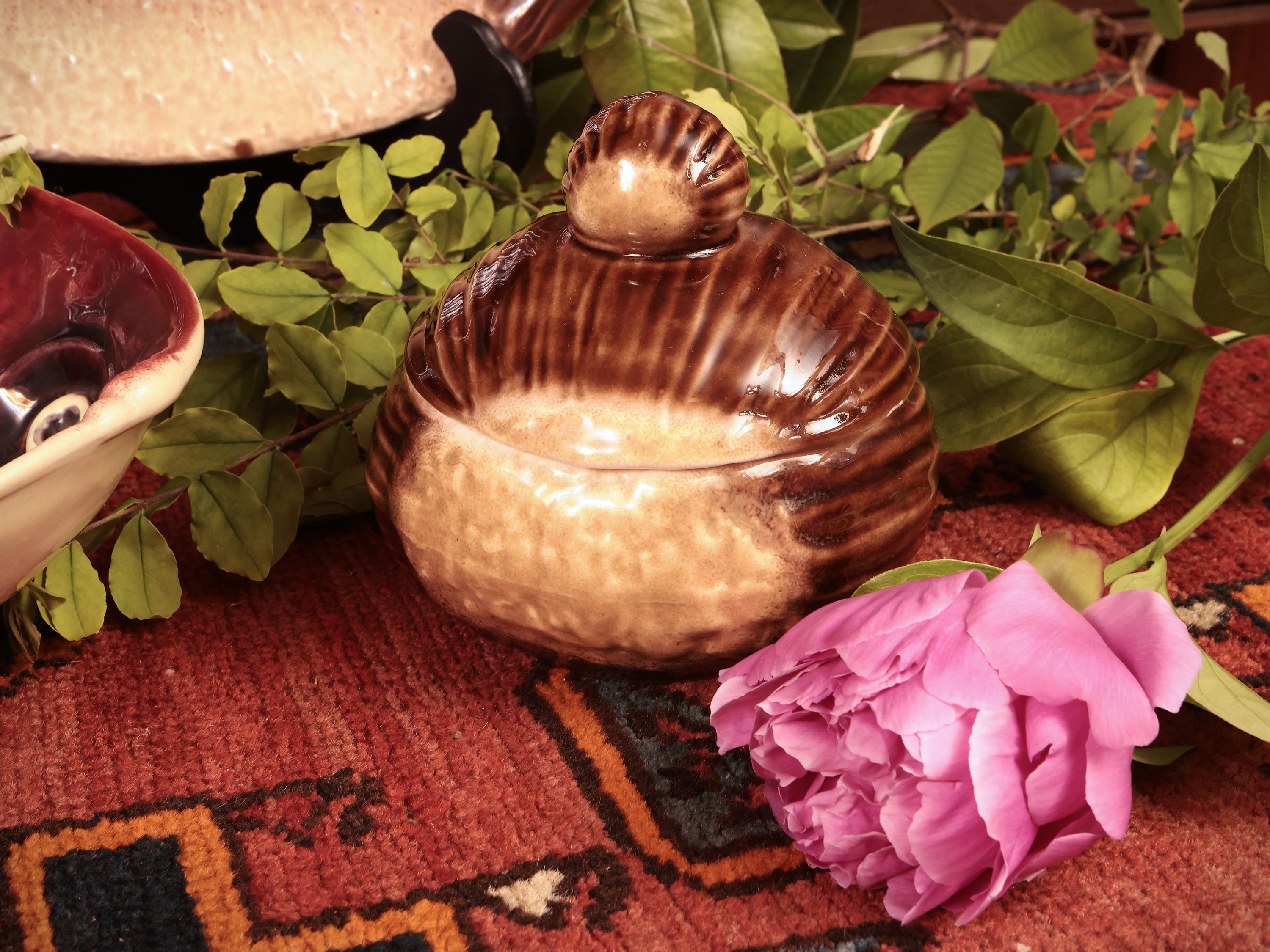 Servizio per Servire le Castagne in Ceramica Policroma