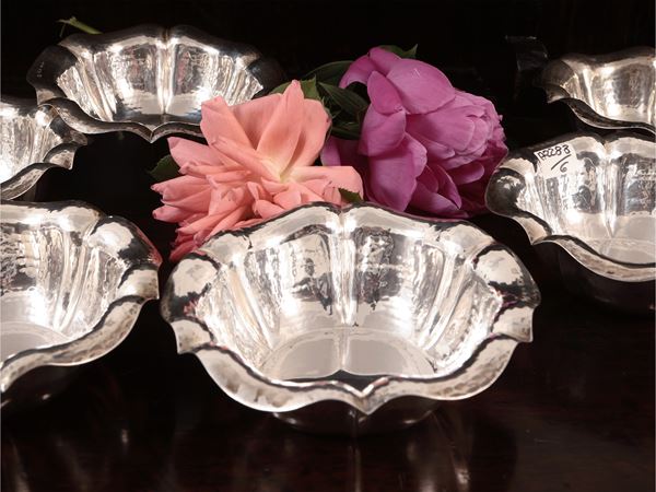 Serie di sei coppette in argento