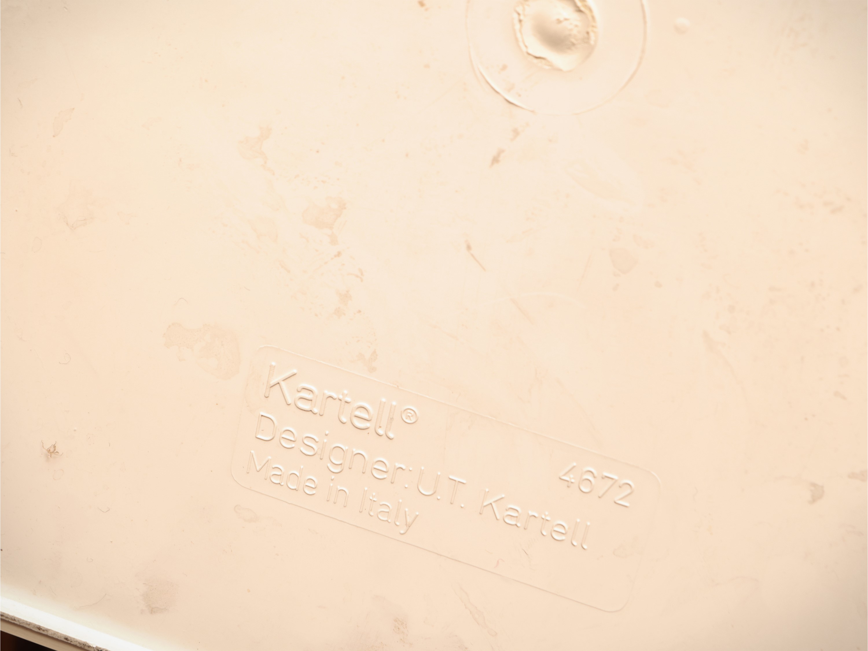 Due Accessori in Plastica Beige, Kartell