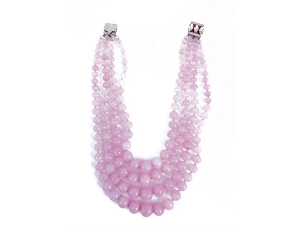 Multifile necklace in pink quartz