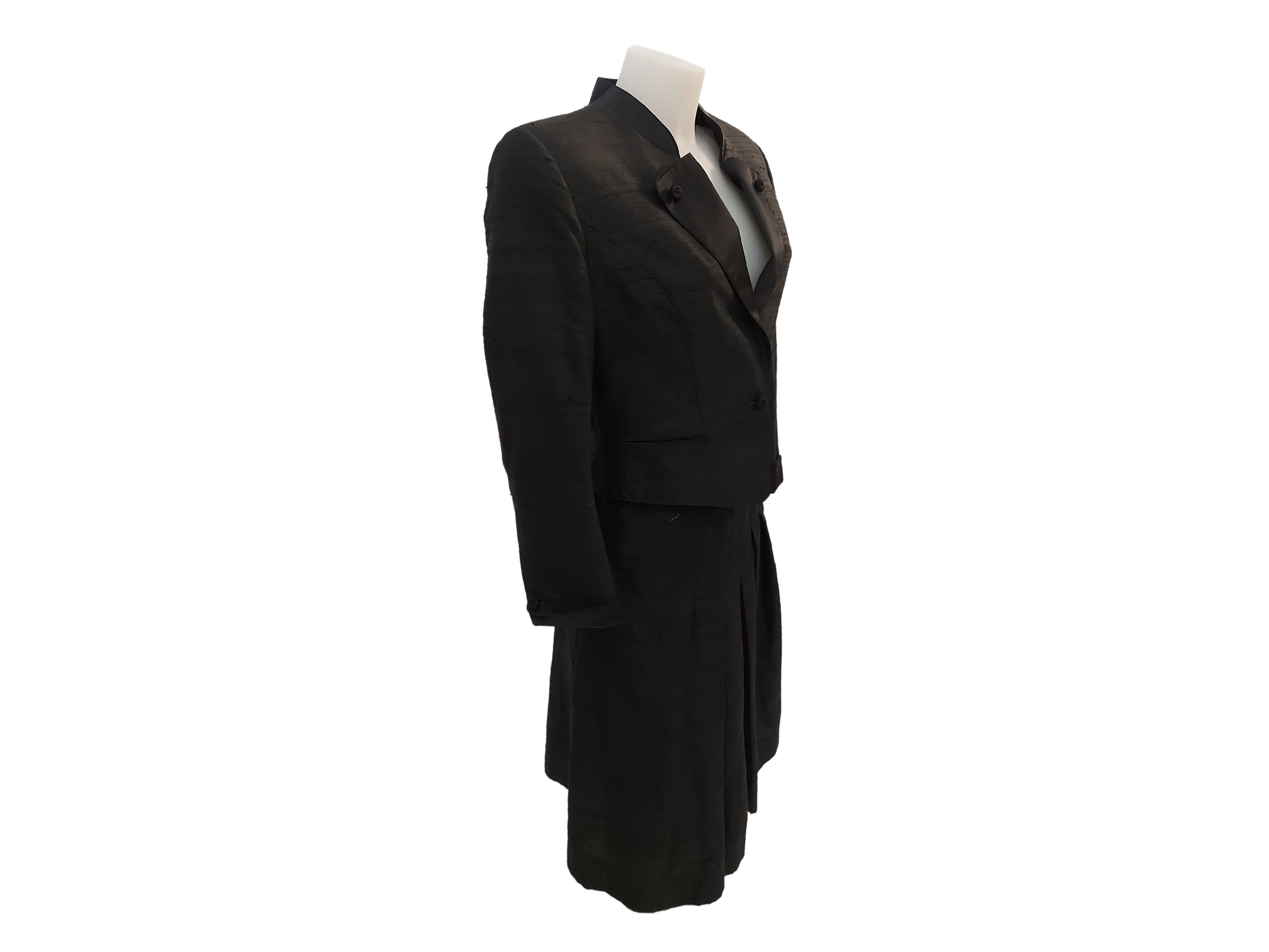 Tailleur Sartoriale in Shantung di Seta Nero