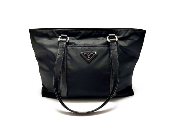 Prada - Nylon shoulder bag and black leather