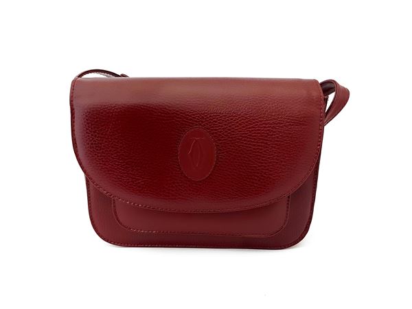 Must de Cartier - "Plain" shoulder bag in burgundy hammered calfskin