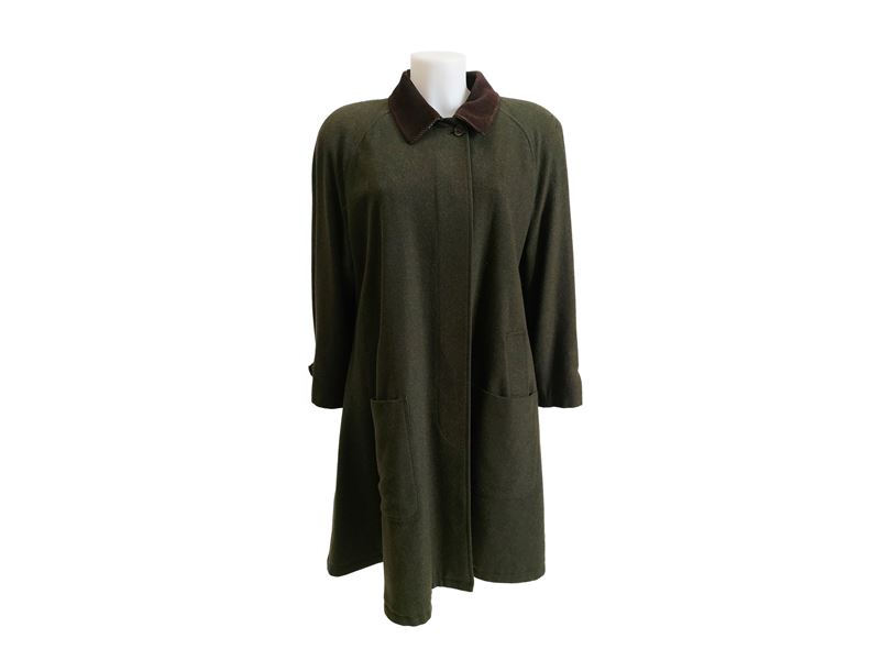 Burberrys, Loden in lana e alpaca verde con dettagli in velluto