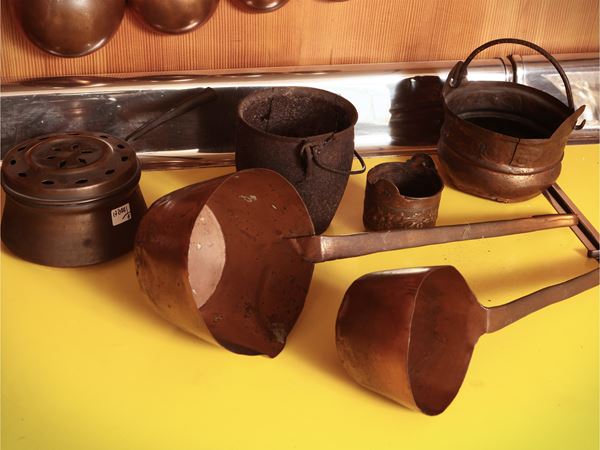 Lotto di accessori rustici in rame
