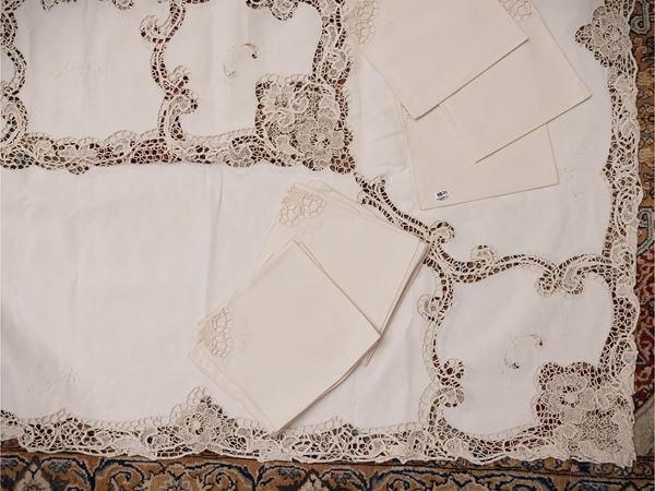 Large linen tablecloth