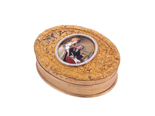 Gold snuffbox with miniature