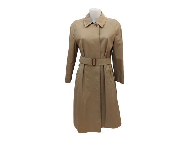 Burberry - Beige trench coat