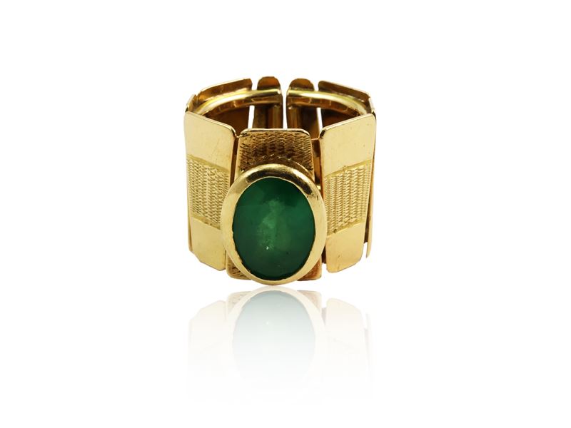 Anello a Fascia Enzo Pazzagli in Oro Giallo con Smeraldo