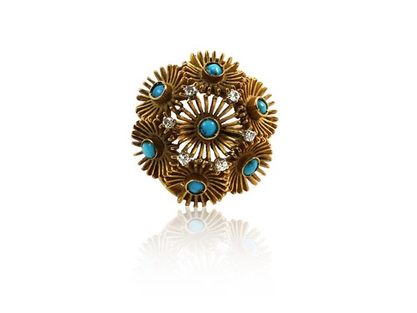 Yellow gold ring with turquoise and diamonds