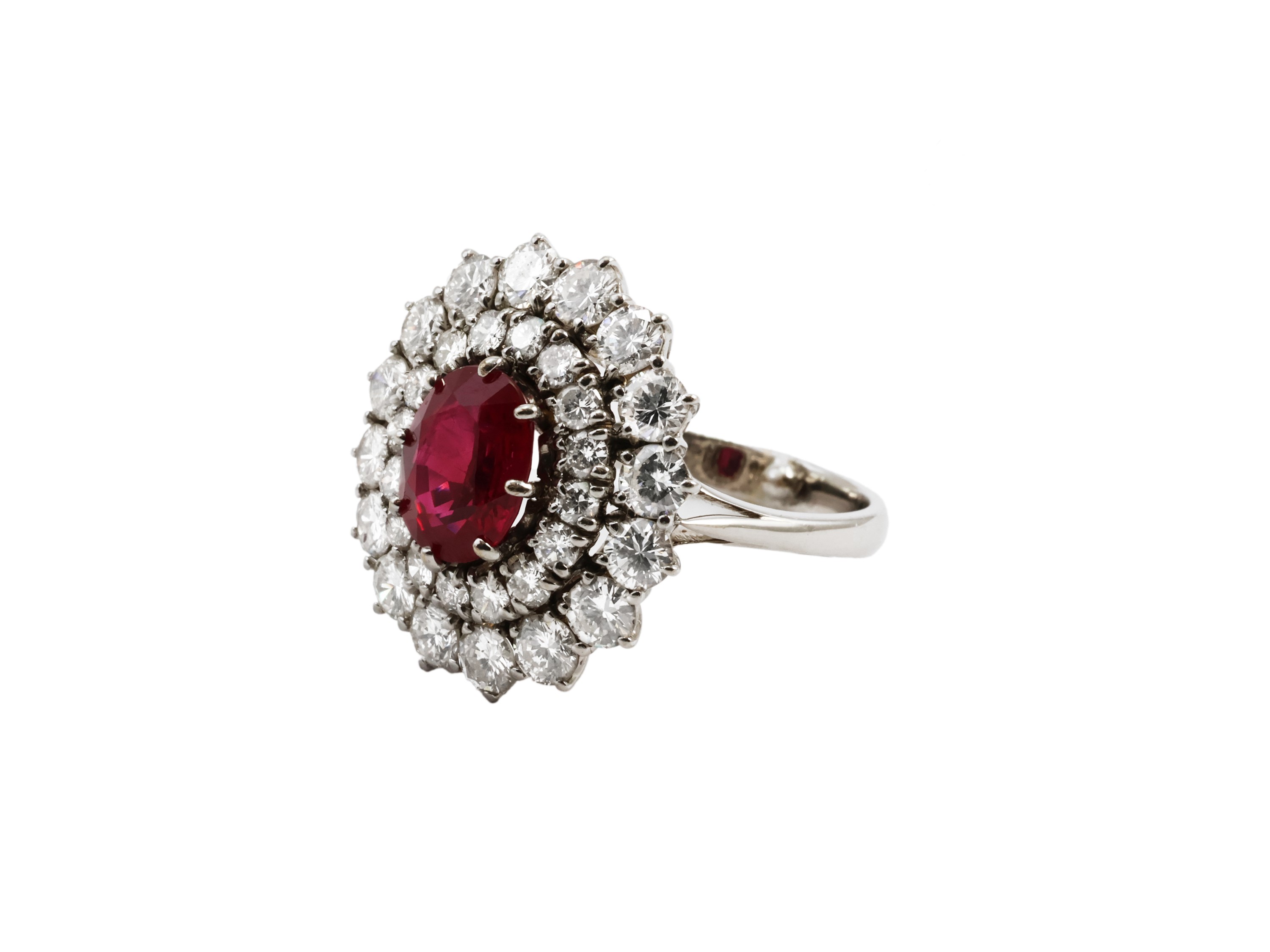 Anello Doppia Margherita in Oro Bianco con Rubino e Diamanti