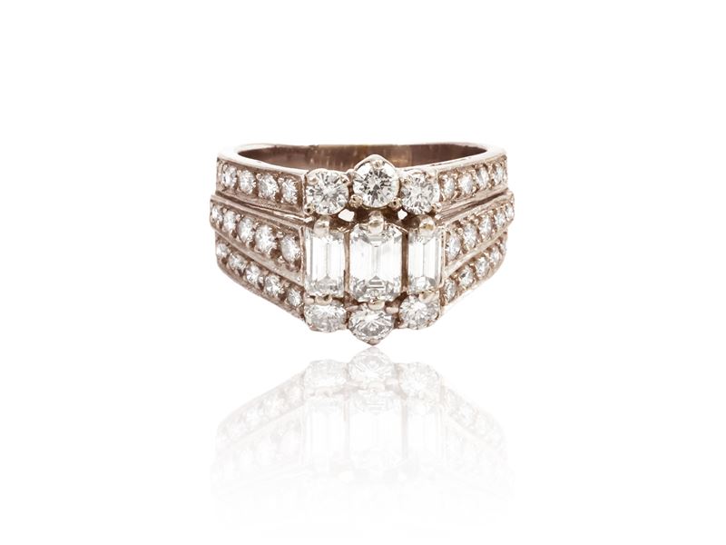 Anello da Mignolo in Oro Bianco con Diamanti