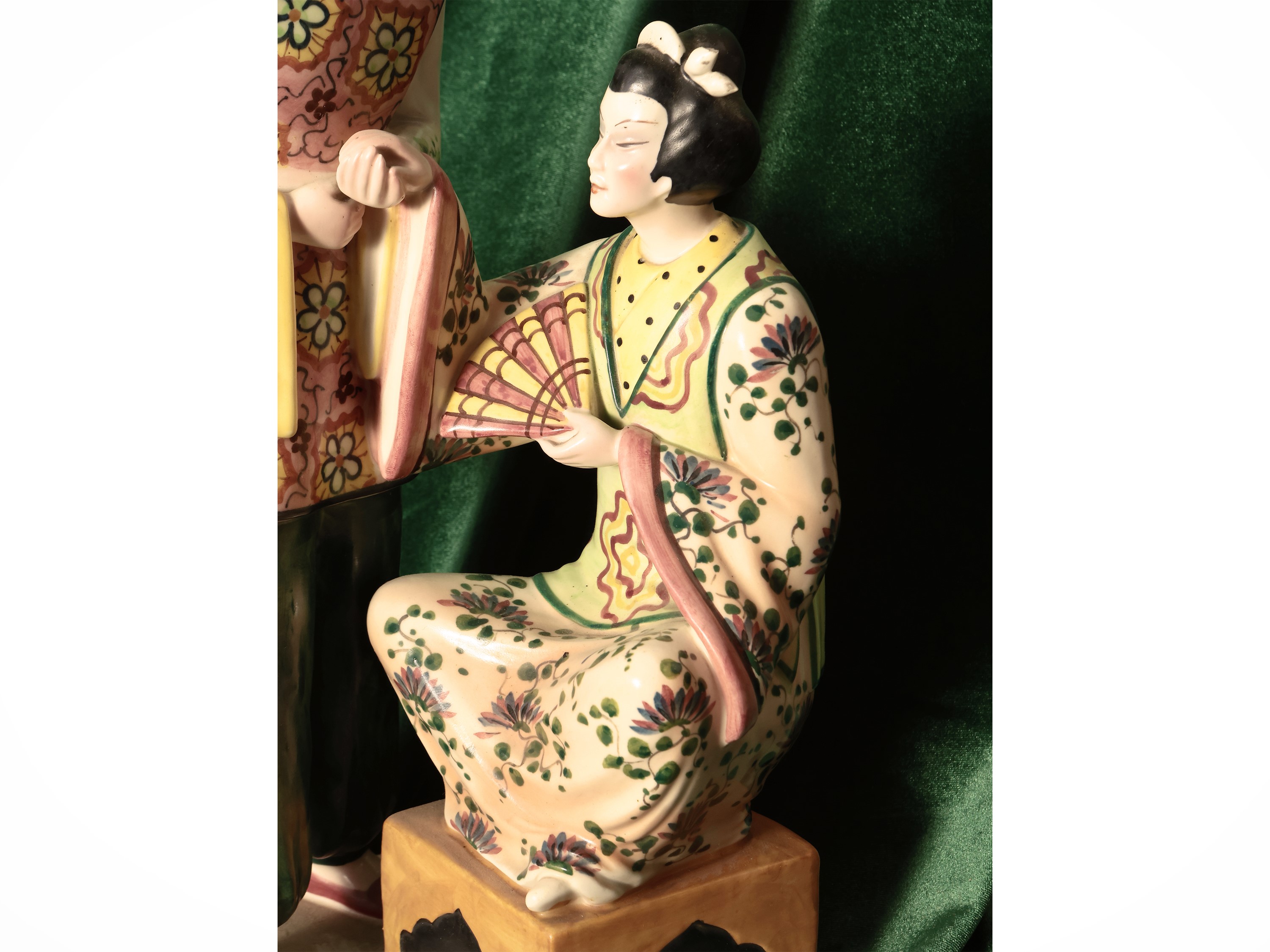 Gruppo in ceramica smaltata