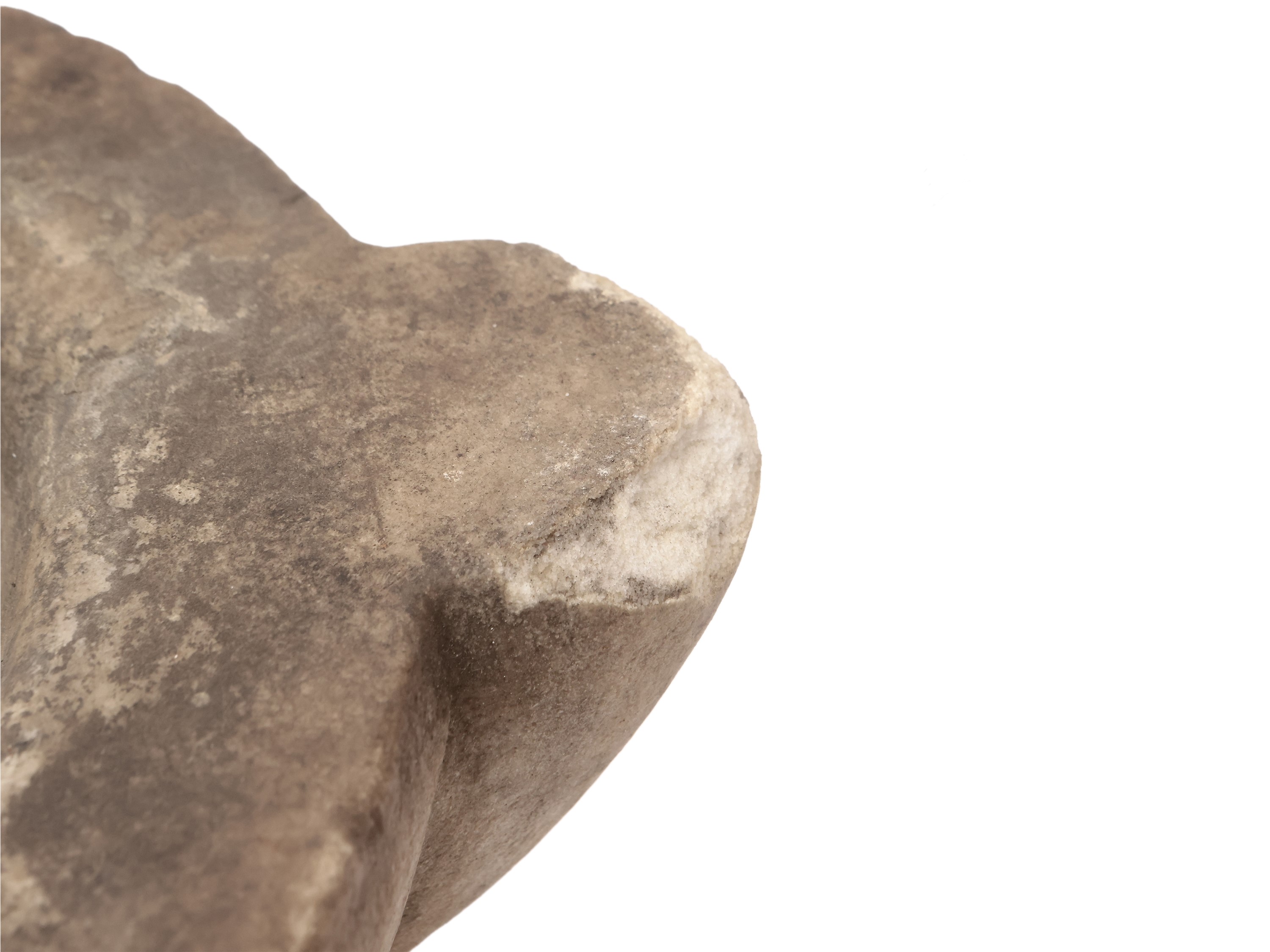 Antico mortaio in marmo