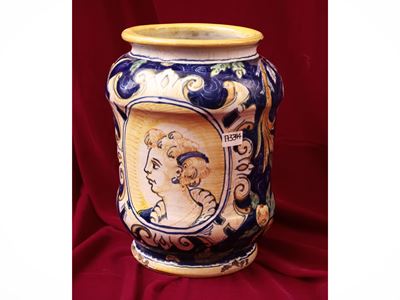 Albarello in Maiolica