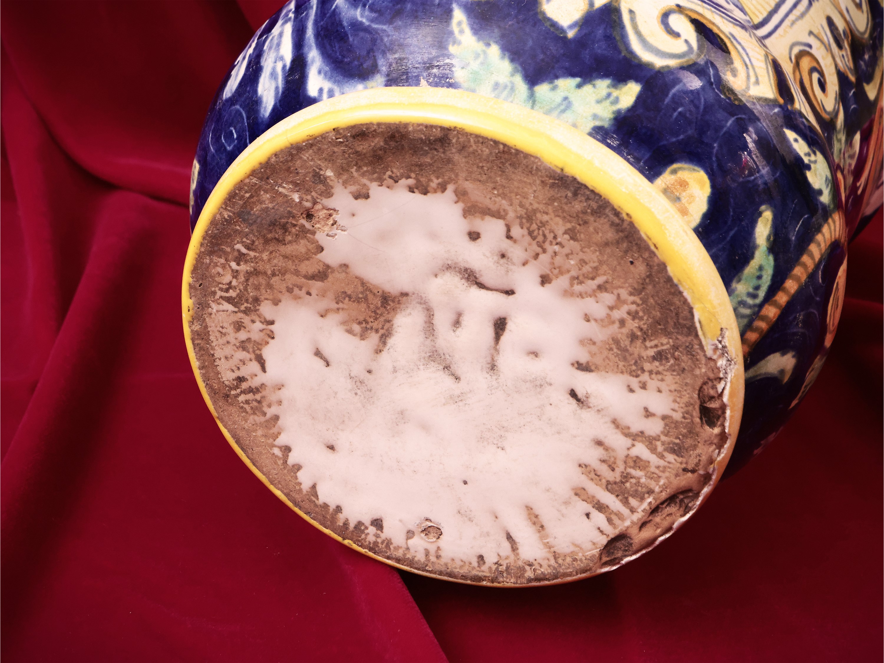 Albarello in Maiolica
