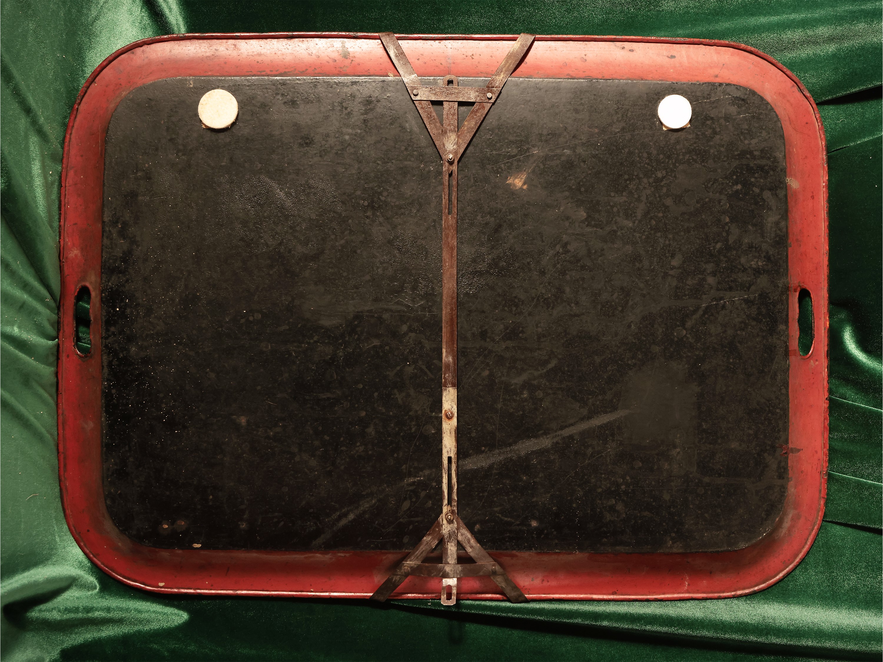 Grande vassoio in tole laccata