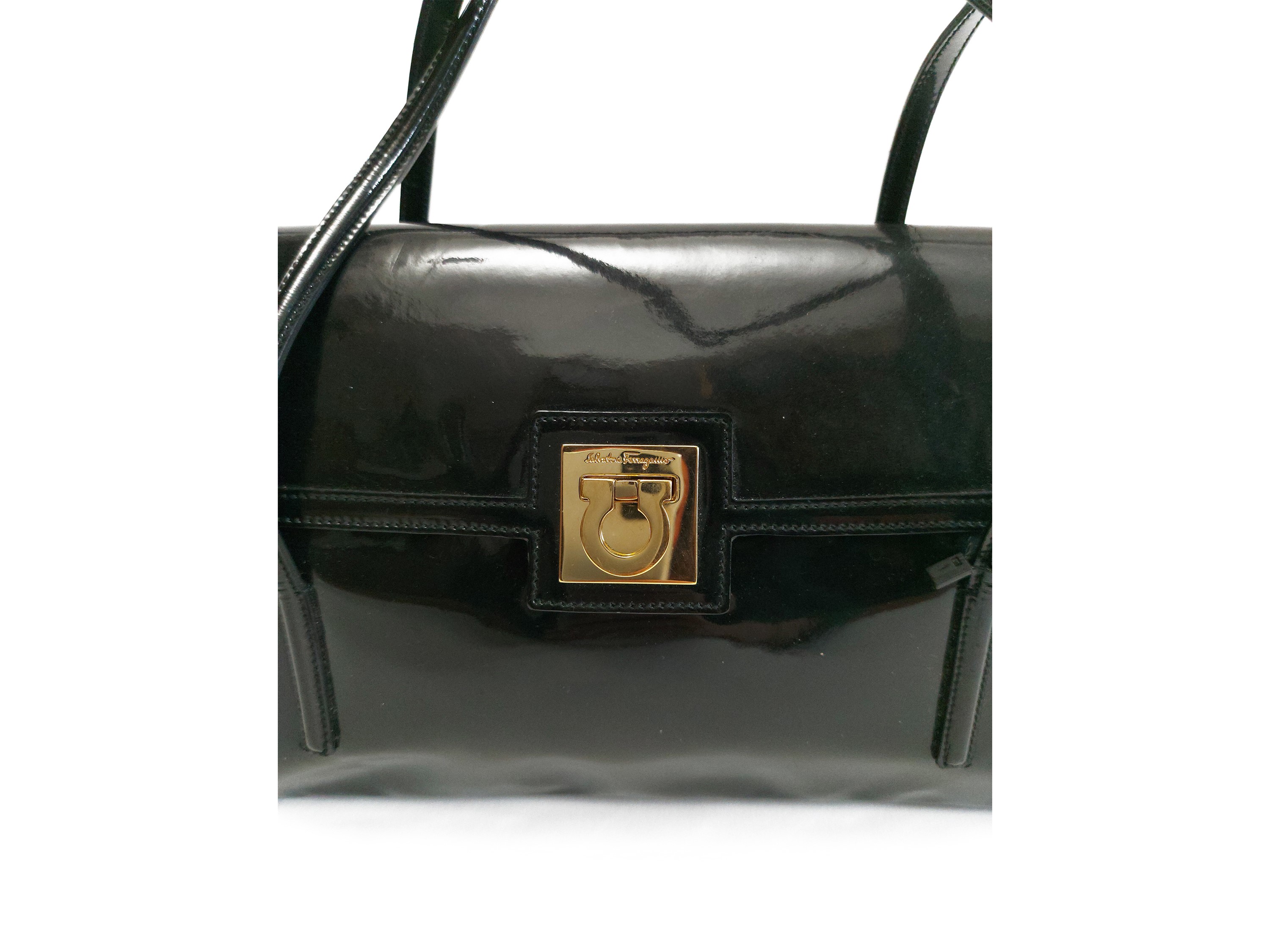 Salvatore Ferragamo - Borsa a mano in vernice nera