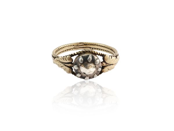 Ancient style solitaire ring in yellow gold and silver with diamond