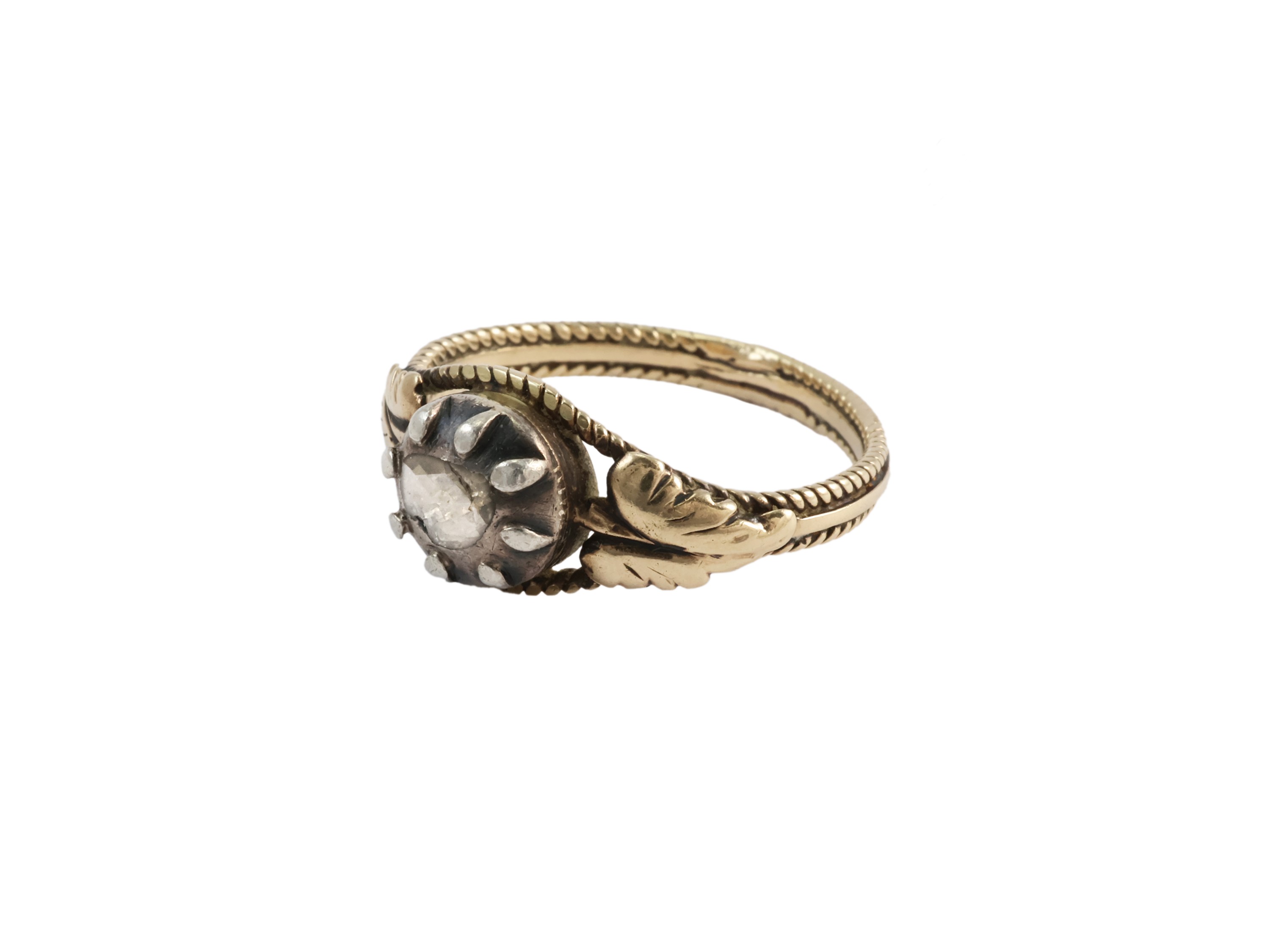 Anello Solitario Stile Antico in Oro Giallo e Argento con Diamante