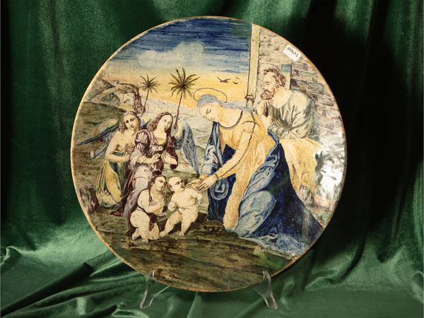 Enlarged ceramic parade plate