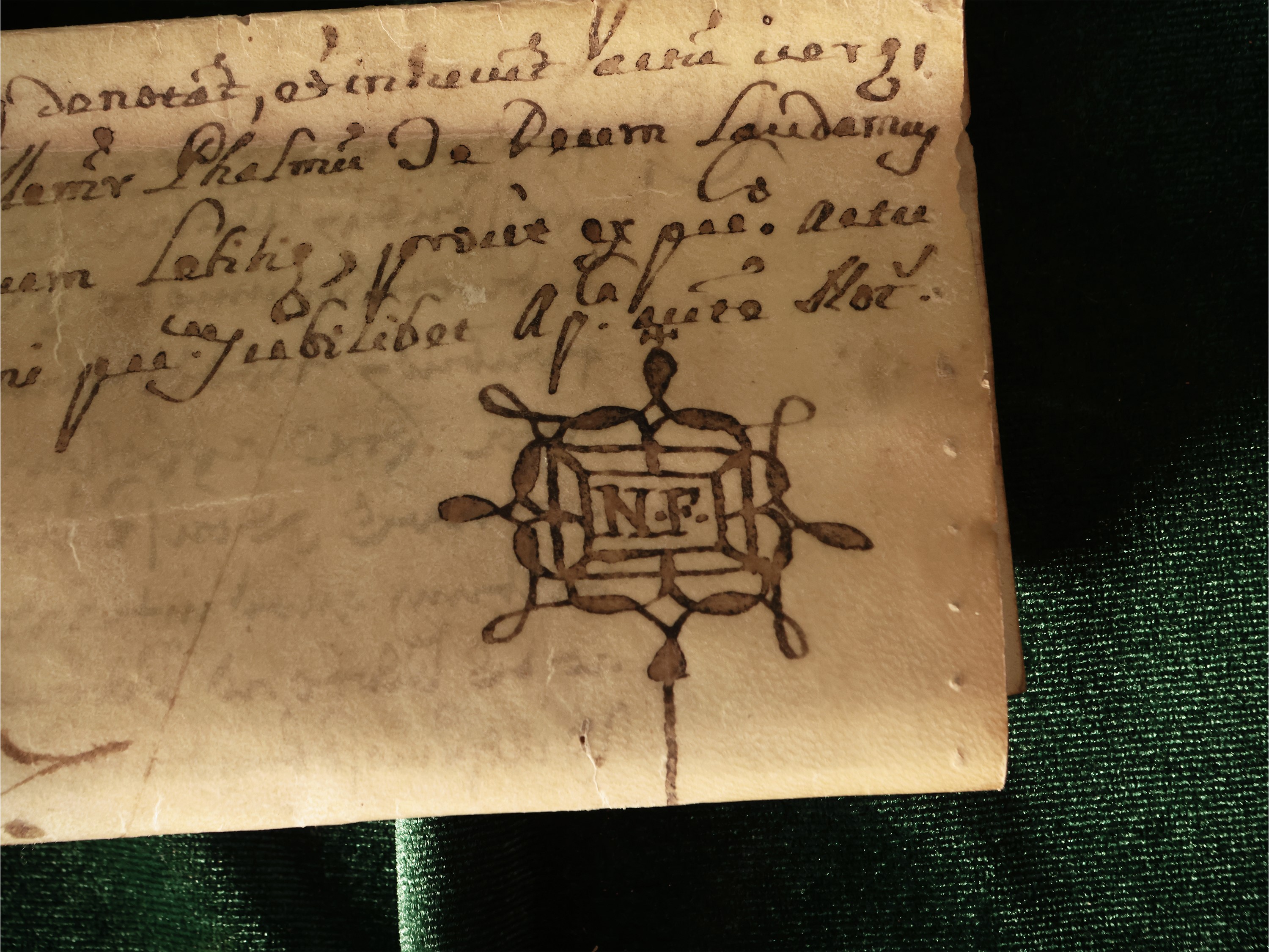 Bolla pontificia in pergamena