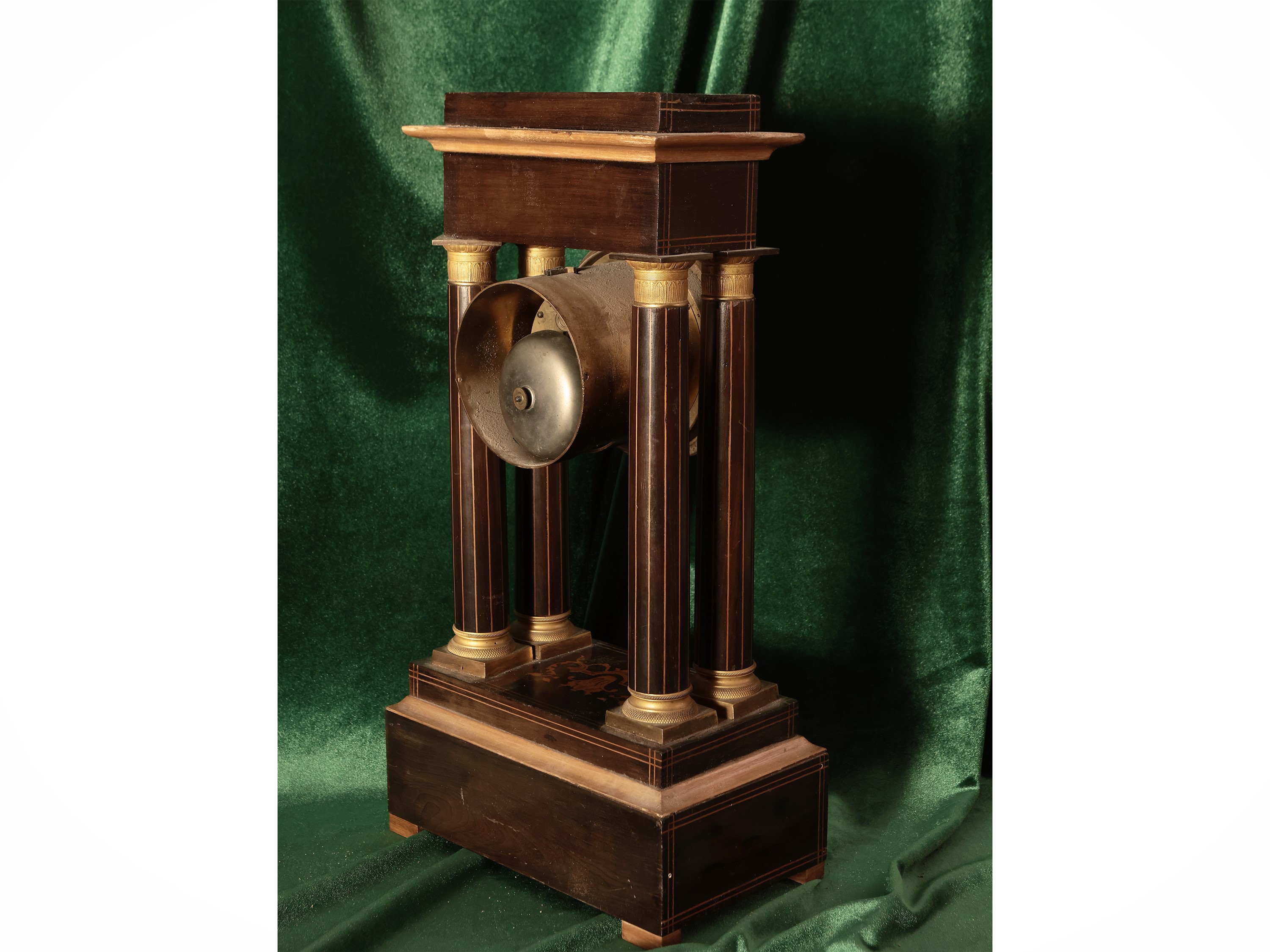 Orologio da tavolo a tempietto in legni esotici