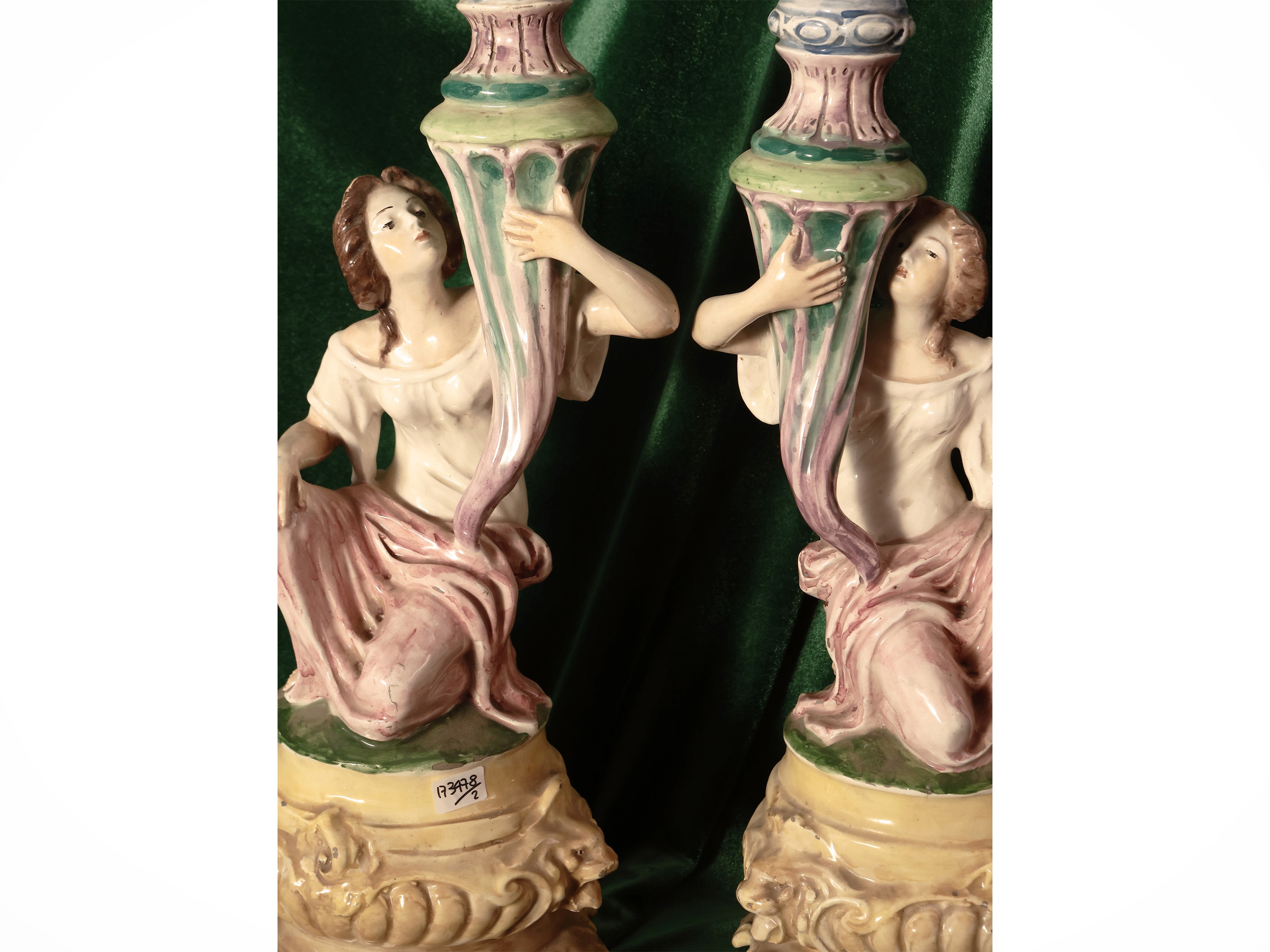 Coppia di Lumi da Tavolo in Ceramica Policroma