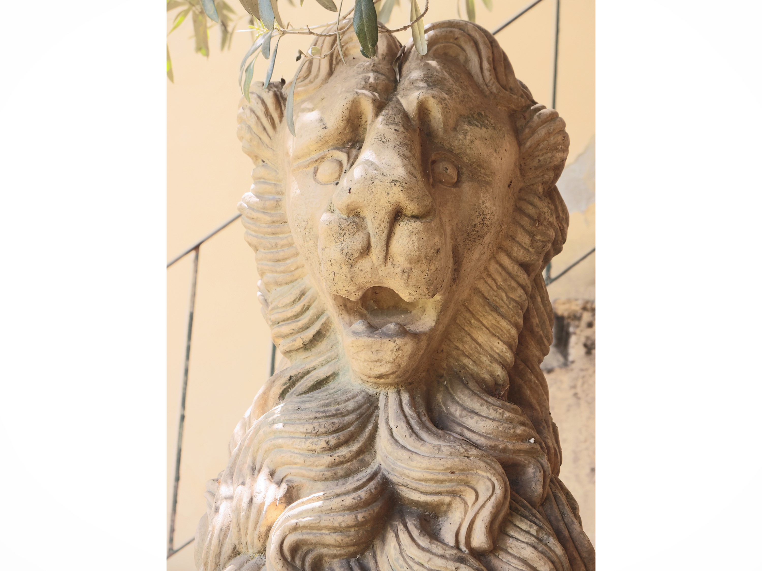 Leone da Giardino in Terracotta della Manifattura di Signa