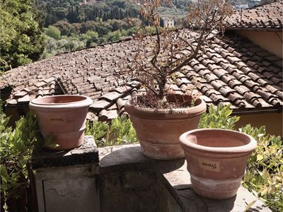 Tre Vasi in Terracotta di Galestro
