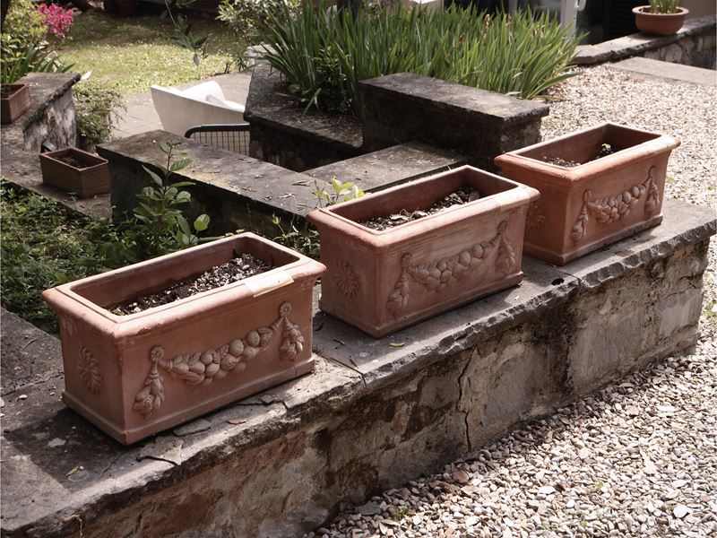 Tre Vasi a Cassetta in Terracotta di Galestro