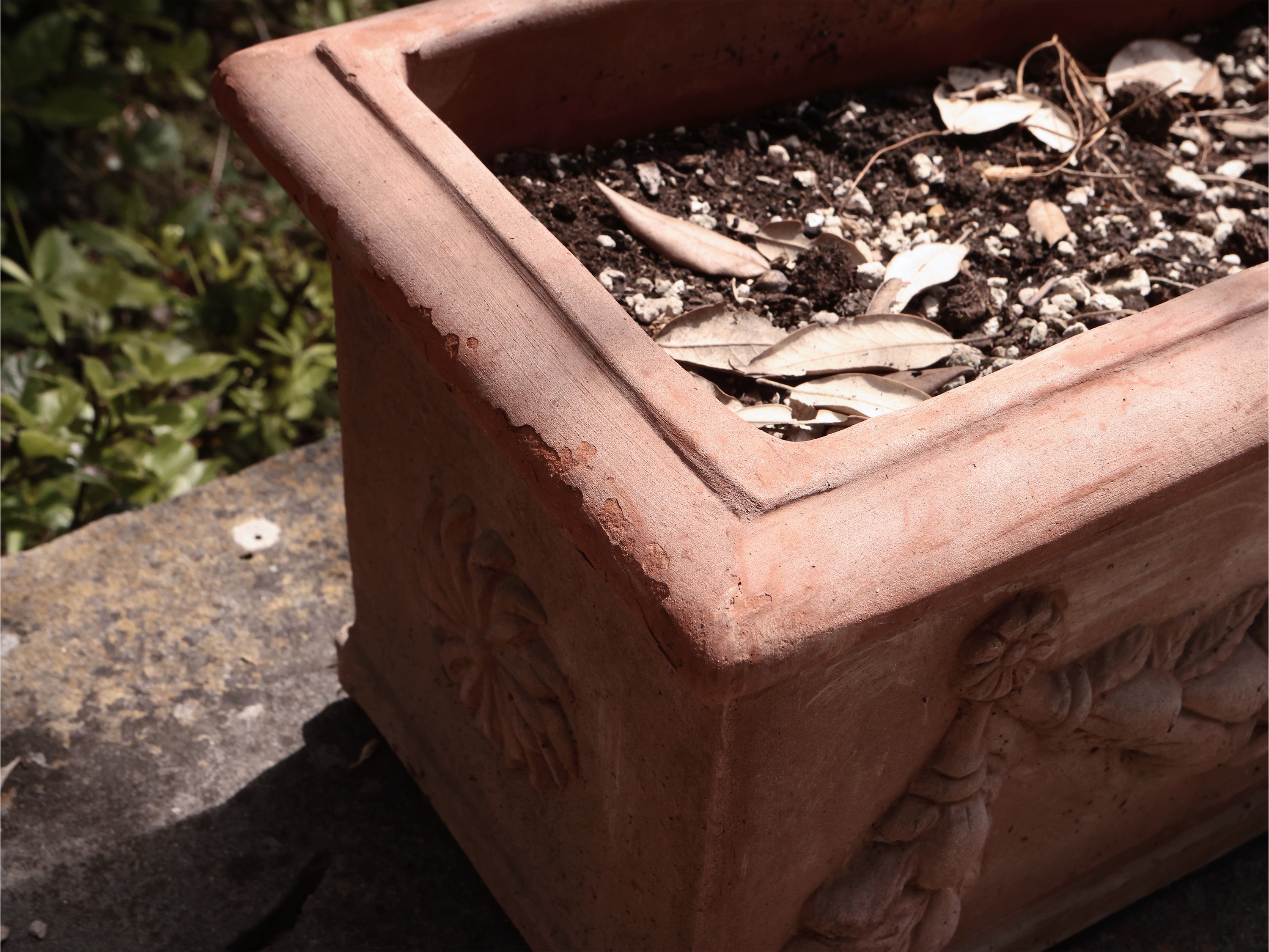 Tre Vasi a Cassetta in Terracotta di Galestro