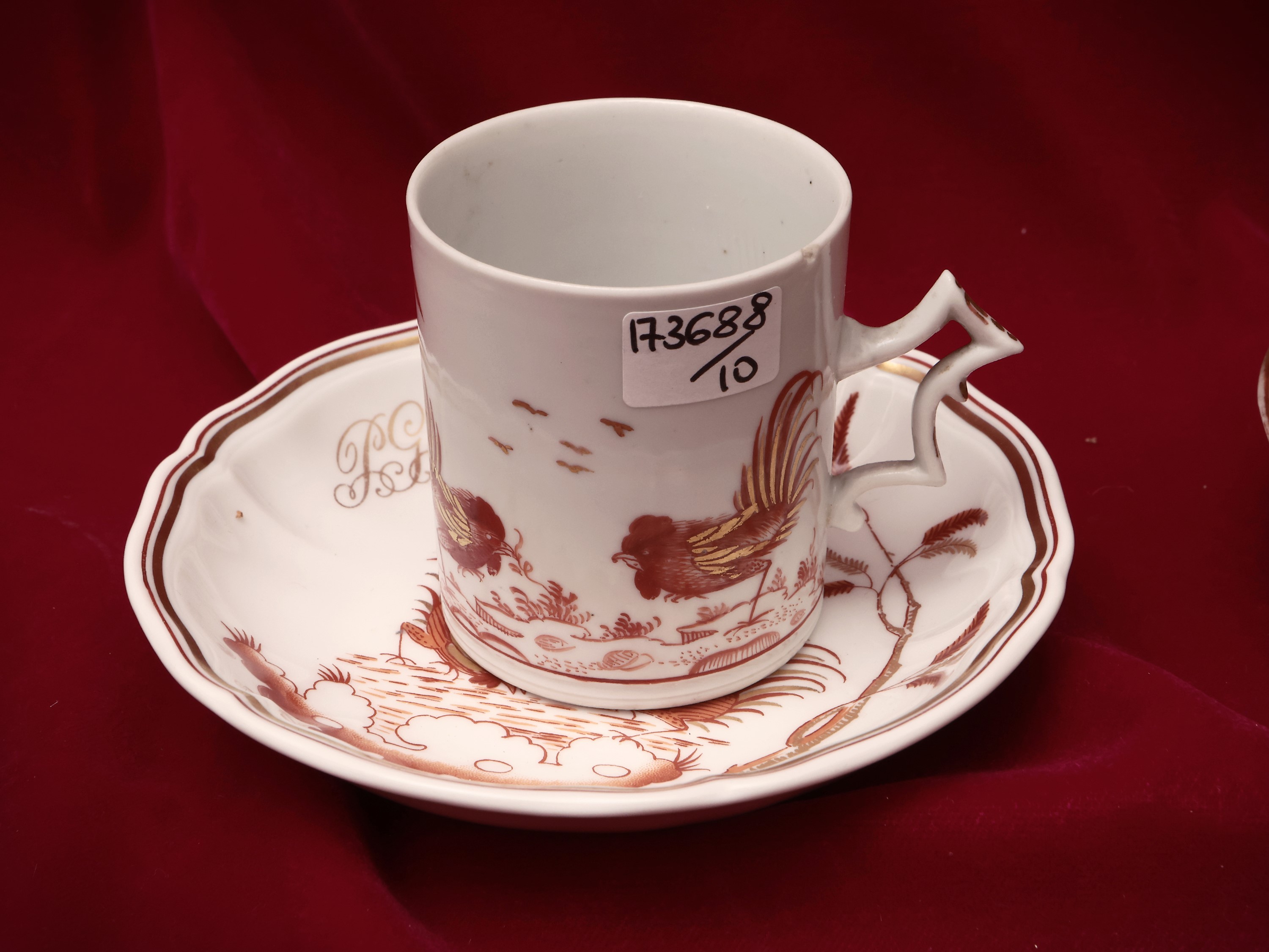 Collezione di Tazzine D'epoca in Porcellana